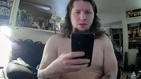 biggerisbetter21 online show from January 23, 2025, 6:35 pm