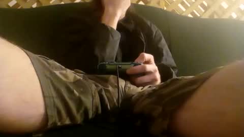 biggestboiiii online show from April 26, 2026, 6:55 am