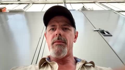 biggymemo69 online show from December 1, 2025, 5:29 pm