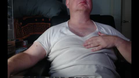 bighorn1981 online show from April 15, 2026, 1:01 am