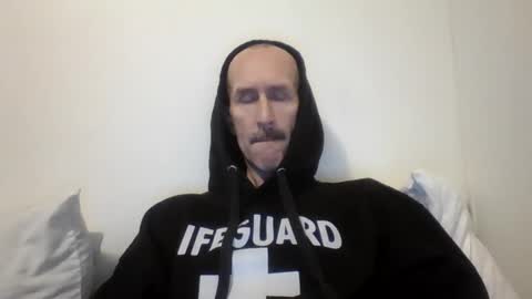 Snapshot of bighugemouthful chatting on January 2, 2025, 6:34 pm Chaz online show from January 2, 2025, 6:34 pm