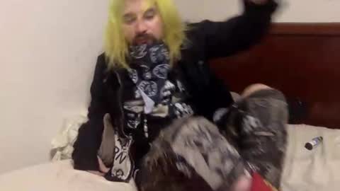 Bigkhaos online show from December 14, 2025, 10:31 am