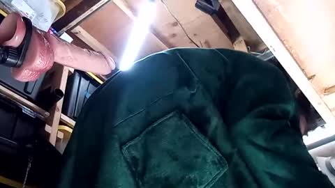 bigmanaround9 online show from November 16, 2025, 10:54 am