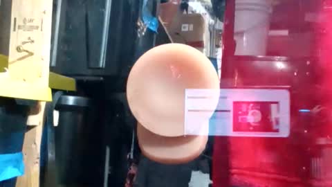 bigmanaround9 online show from December 17, 2025, 1:39 pm