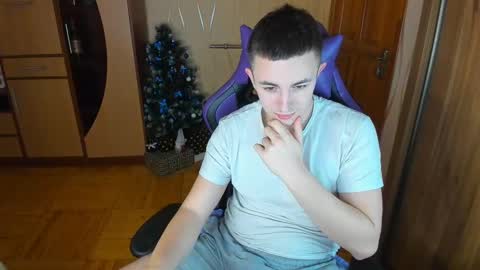 Snapshot of bigmark03 chatting on February 12, 2025, 4:22 pm BigMark03 online show from February 12, 2025, 4:22 pm