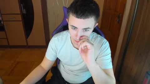 Snapshot of bigmark03 chatting on March 3, 2025, 11:00 am BigMark03 online show from March 3, 2025, 11:00 am