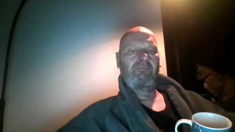bigmike3339 online show from December 31, 2024, 5:44 am
