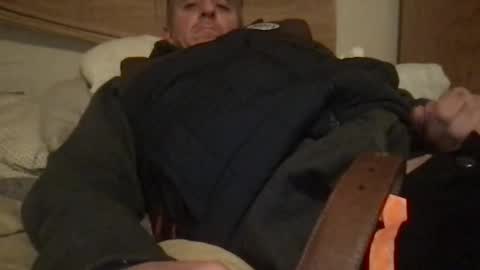 bigoldhardcock69 online show from December 1, 2025, 8:41 am