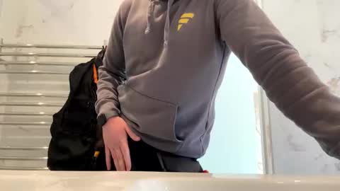 bigpoppa69999 online show from April 6, 2026, 12:28 pm