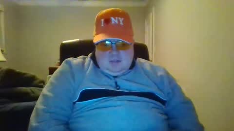 Snapshot of bigred_nyc chatting on January 25, 2025, 4:02 am Big Red online show from January 25, 2025, 4:02 am