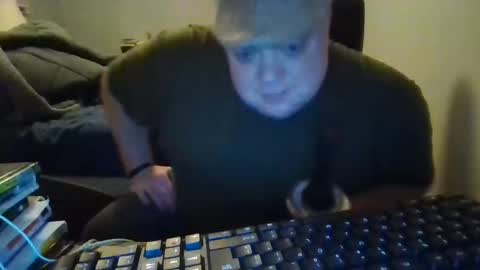 Snapshot of bigred_nyc chatting on February 8, 2025, 1:32 am Big Red online show from February 8, 2025, 1:32 am