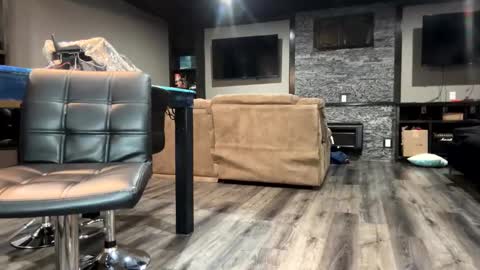 bigskinnyboyshh online show from February 3, 2025, 10:00 pm