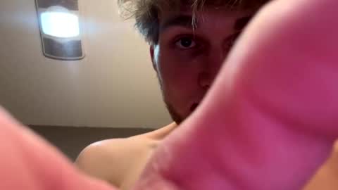 bigskinnyboyshh online show from February 13, 2025, 4:11 am