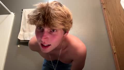 bigskinnyboyshh online show from October 3, 2025, 10:18 pm