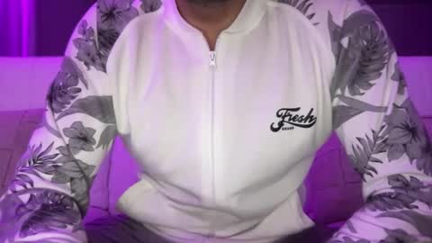 Snapshot of bigsong78 chatting on November 25, 2025, 6:46 am BigHardCock horny Balearic Islands online show from November 25, 2025, 6:46 am