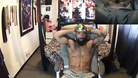 Snapshot of bigtawkz chatting on October 22, 2025, 2:28 pm bigtawkz online show from October 22, 2025, 2:28 pm