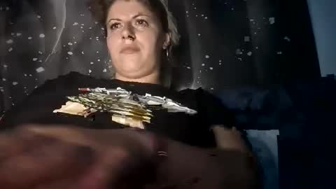 bigtitslala online show from October 24, 2025, 8:05 pm