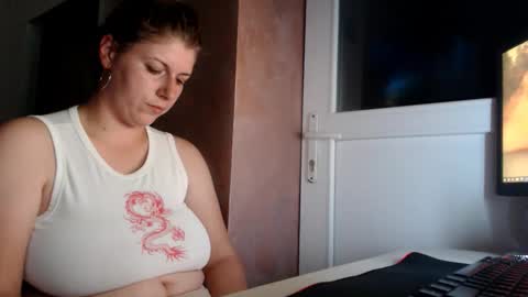 bigtitslala online show from October 26, 2025, 7:53 pm