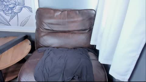 bigtittybbw online show from September 23, 2025, 4:32 pm