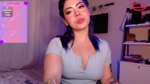 biigbooty_ online show from February 17, 2025, 4:20 am