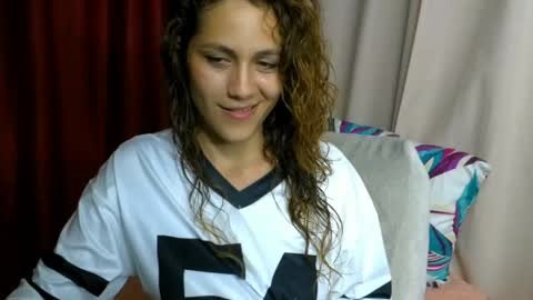 hi  soy   natural girl biki online show from May 14, 2026, 2:07 am