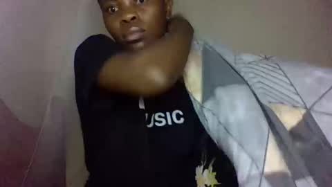 Snapshot of bilia_ebony chatting on May 18, 2026, 5:24 am Bilia online show from May 18, 2026, 5:24 am