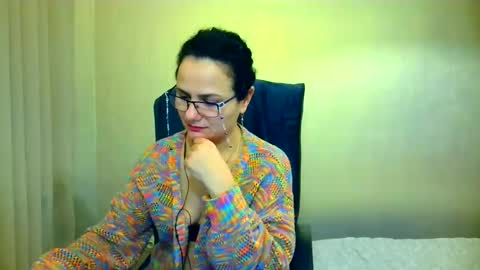 DOM NIKA online show from January 16, 2025, 9:30 pm