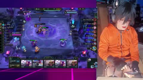 billie_cross_ online show from September 28, 2025, 8:42 am