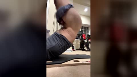 Himbo Painslut online show from February 1, 2026, 11:42 am