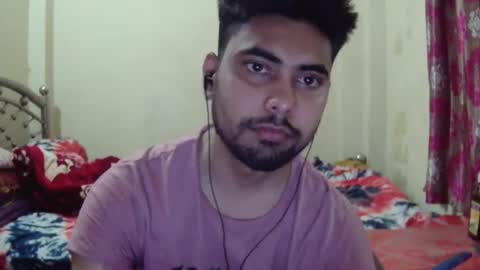 birbikrom104 online show from March 19, 2026, 12:53 pm