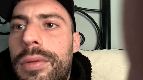 birismandan94 online show from March 5, 2026, 9:44 pm