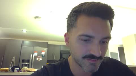 Snapshot of birthdaycake1 chatting on March 4, 2026, 2:06 am RobSpots online show from March 4, 2026, 2:06 am