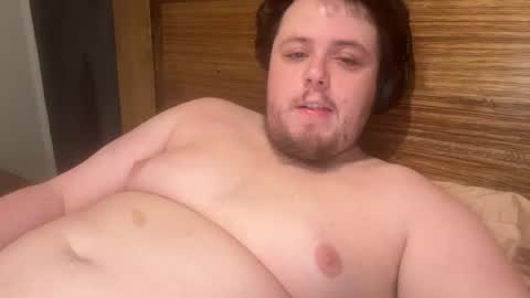 Snapshot of bisexualchubbyboy chatting on March 4, 2025, 5:32 am james online show from March 4, 2025, 5:32 am