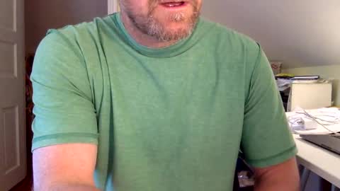 BisonBar online show from November 2, 2025, 4:31 pm