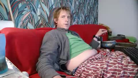 bizoukey15 online show from May 14, 2026, 2:07 am