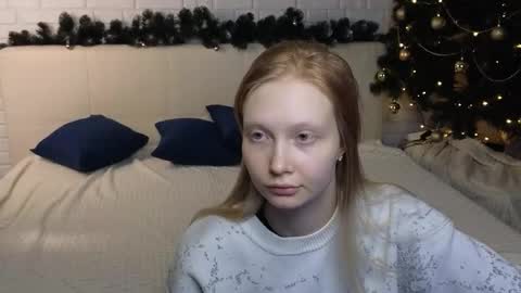 Julia online show from December 14, 2025, 8:20 am