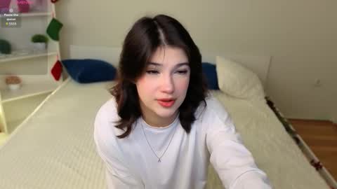 Julia online show from February 27, 2026, 2:33 am