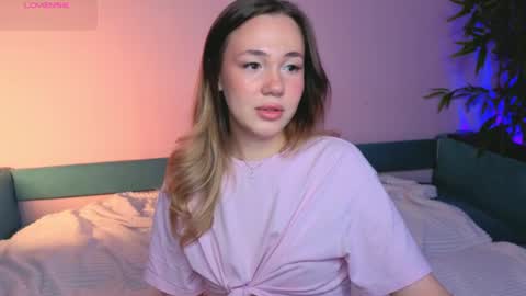 Julia online show from June 12, 2026, 8:19 pm