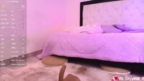 Crystal3 online show from March 4, 2025, 6:07 pm