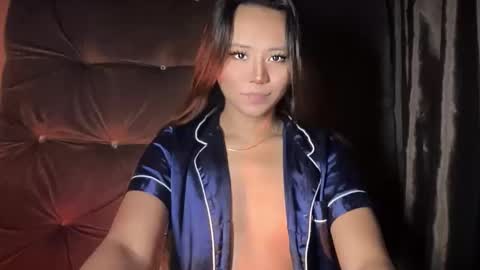 Snapshot of black_fairyxxx chatting on October 22, 2025, 5:30 am black_fairyxxx online show from October 22, 2025, 5:30 am