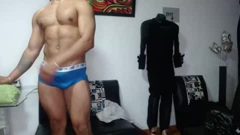 black_hot26 online show from November 5, 2025, 9:59 pm