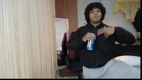 black_king_241 online show from February 8, 2026, 3:21 am