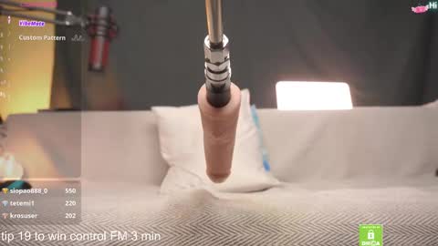 black_n_wh1te online show from March 6, 2025, 2:09 am