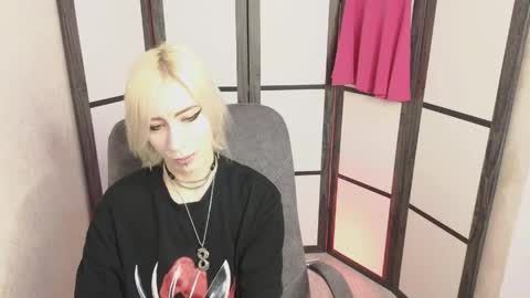 Emily online show from June 1, 2026, 8:38 am