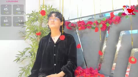 B L A C K  R O S E  online show from February 14, 2025, 12:14 pm