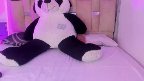 B L A C K  R O S E  online show from February 4, 2026, 11:49 am