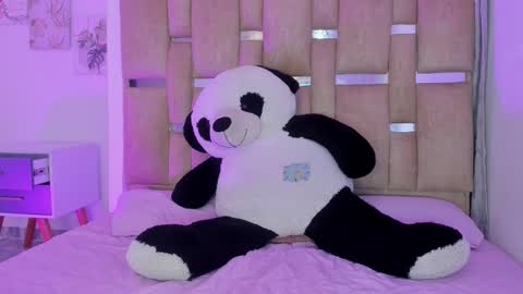 B L A C K  R O S E  online show from February 9, 2026, 11:36 am