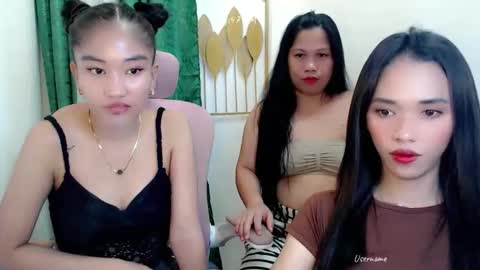 black_winter69 online show from January 12, 2026, 9:47 am