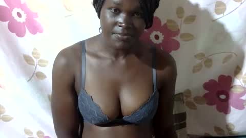 Snapshot of blackbigboobs chatting on November 14, 2025, 7:23 pm jane online show from November 14, 2025, 7:23 pm