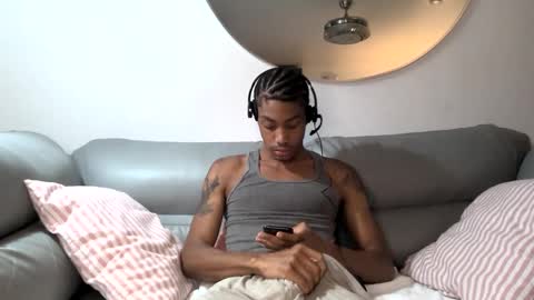 BlackBullTitus online show from October 5, 2025, 2:21 am